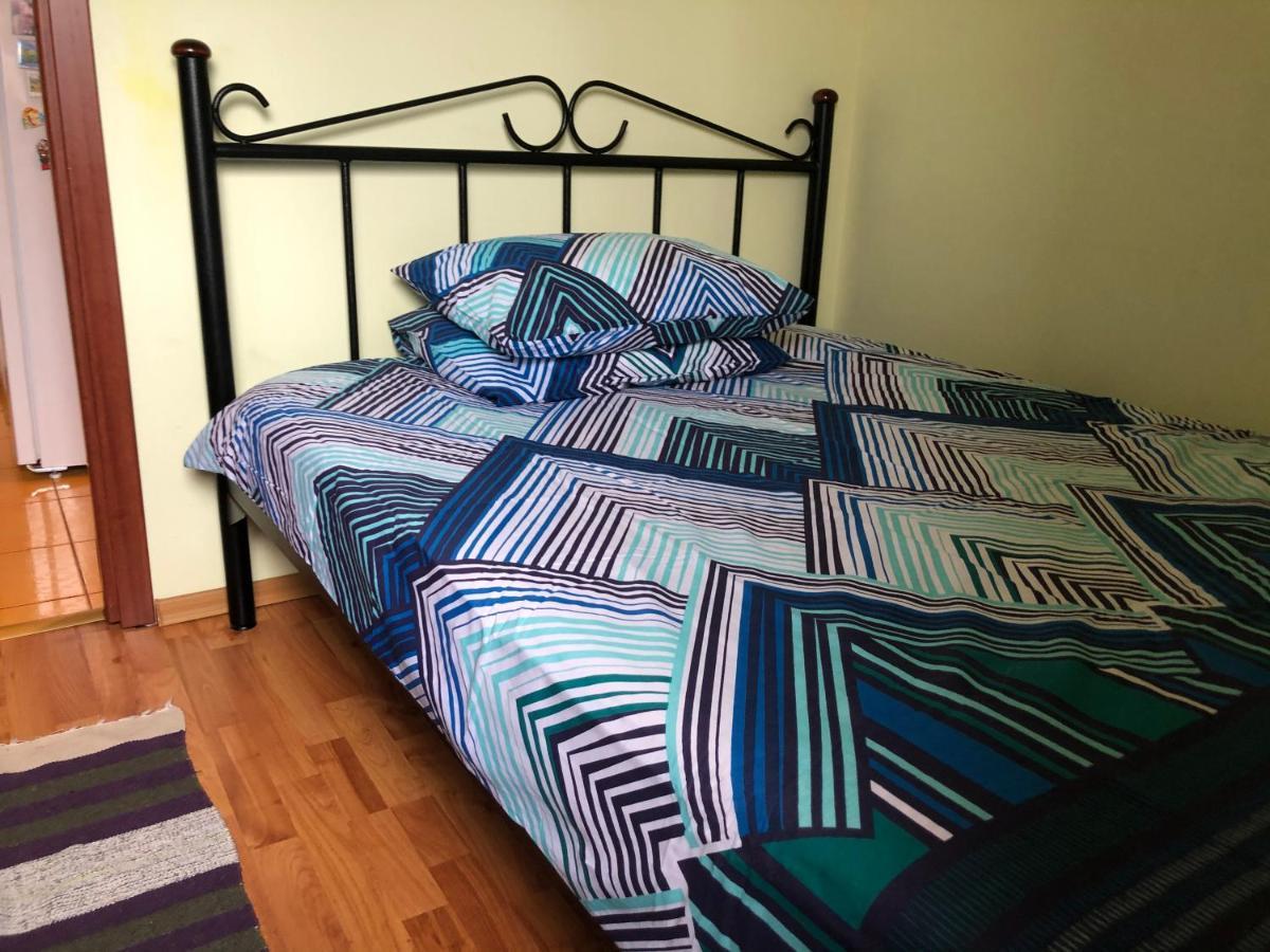 Super Central - Lovely One-Bedroom Apartment On Victoriei Avenue Bucarest Esterno foto